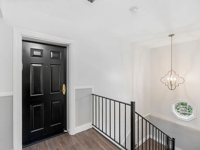 600 Bashford Ln #2333 — Photo 4