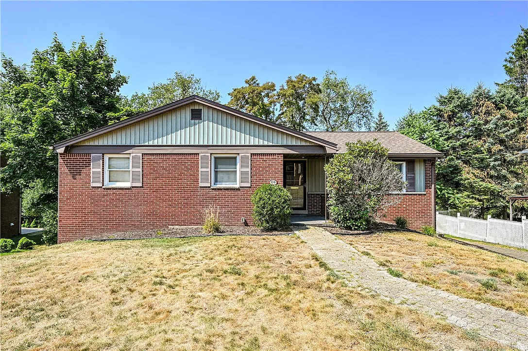 350 Coleman Dr photo 1