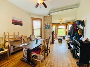 907 W Fletcher St, Chicago, IL 60657