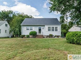 86 Duval St, Bridgewater, NJ 08807