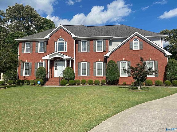 2nd image of 120 Wood Creek Dr