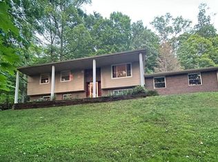 107 Deerwalk Cir, Marietta, OH 45750