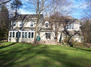 2 Rose Hill Rd, Media, PA 19063