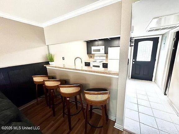 4th image of 3230 Cumberland Rd APT 35