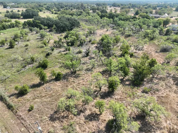 Chestnut St, Hico, TX 76457