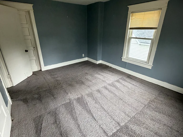 528 S Washington St #3 — Photo 6