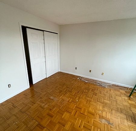 3rd image of 41 Wilson Ave #3K