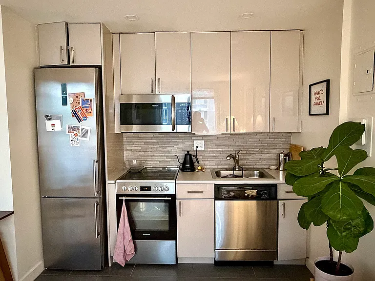 144 W 23rd St #3A — Photo 3