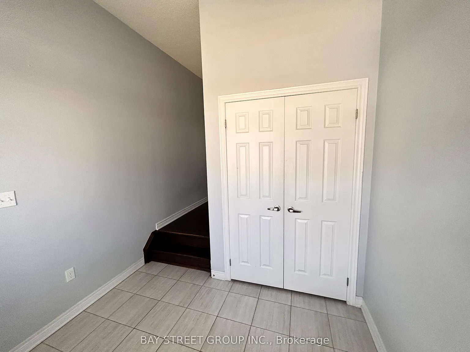 3 bed, $3,100 — Photo 2