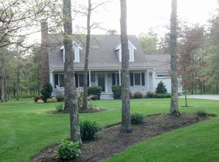 79 Roxy Cahoon Rd, Plymouth, MA 02360