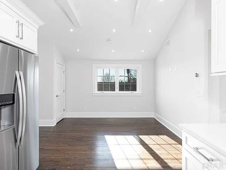 38 Poe Ct — Photo 6