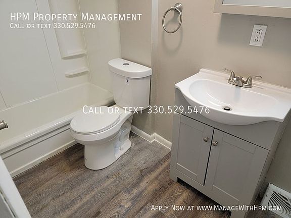 5th image of 741 Longacre Dr APT 1