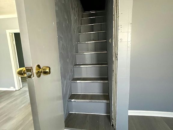 3rd image of 3447 E 70th St
