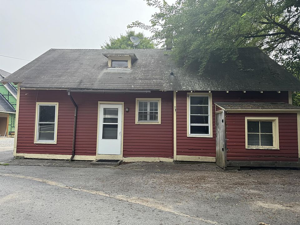 1st image of 249 1/2 Nelson Ave