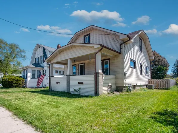 7605 22nd AVENUE, Kenosha, WI 53143
