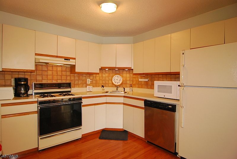 260 Drake Ln, Ledgewood, NJ 07852 Zillow