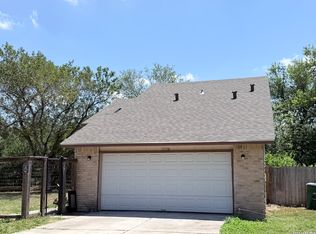 5758 SPRING MOON ST, San Antonio, TX 78247