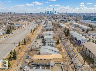 11943 101st St NW #11939, Edmonton, AB