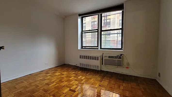 Rented by Oxford Property Group | media 17