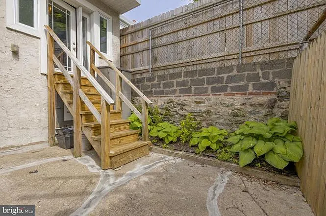 3824 Sharp St — Photo 14
