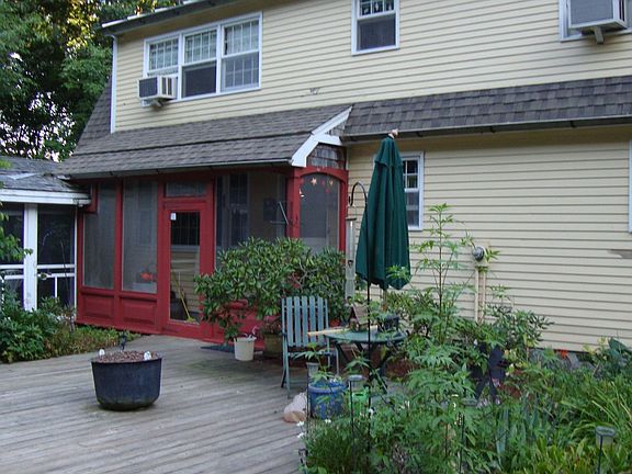 Rear View -Deck and Screen Porch