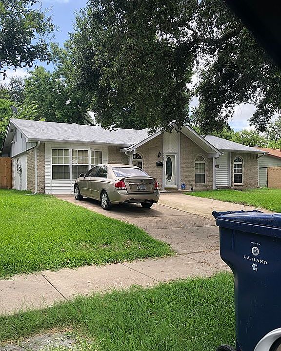 2nd image of 5325 Saddleback Rd