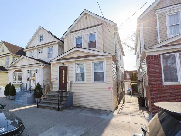 10334 108th Street, Richmond Hill, NY 11419