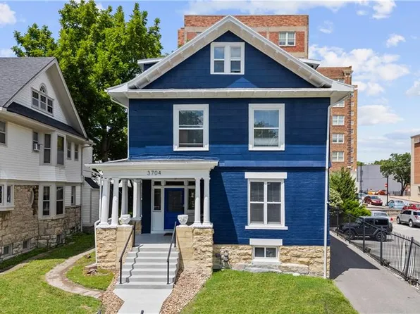 3704 Central St, Kansas City, MO 64111