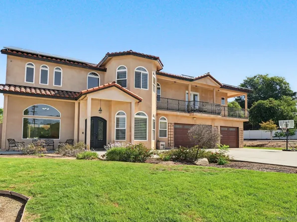 1946 Garrison Way, El Cajon, CA 92019