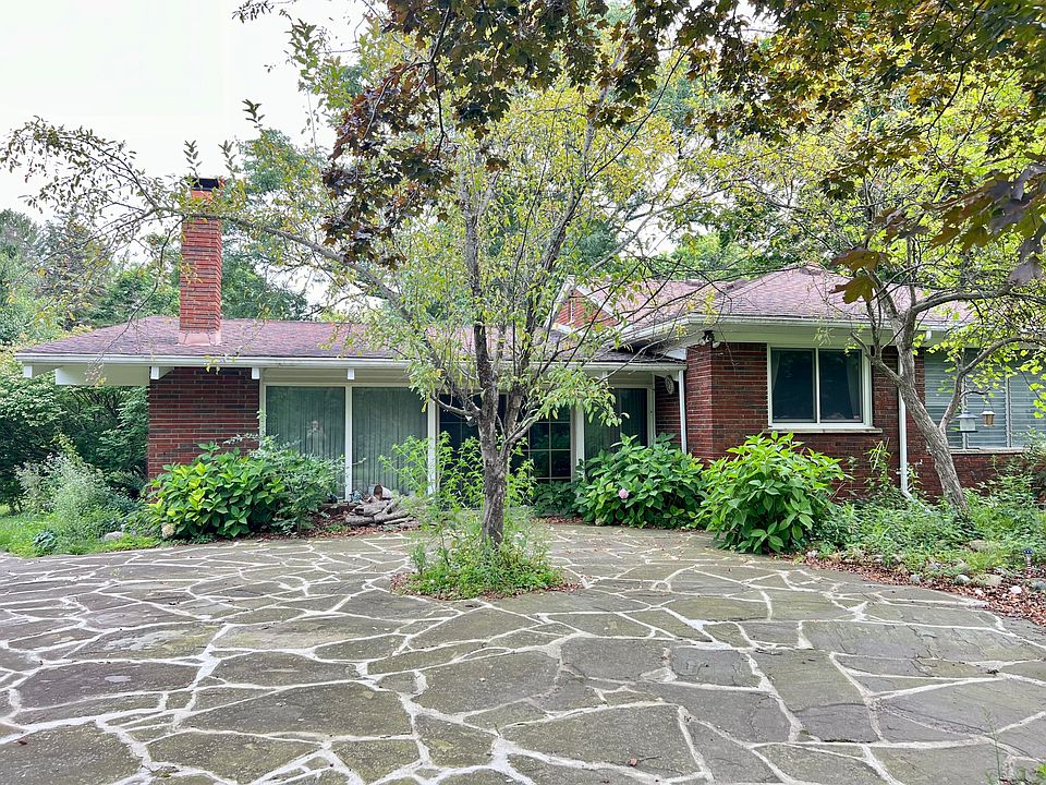 2nd image of 11941 Amherst Ct