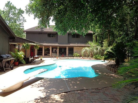 5th image of 3314 Grove Terrace Dr
