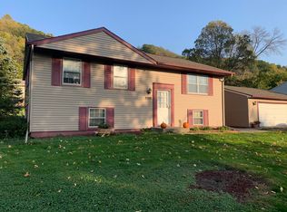 3325 Elm Dr, La Crosse, WI 54601
