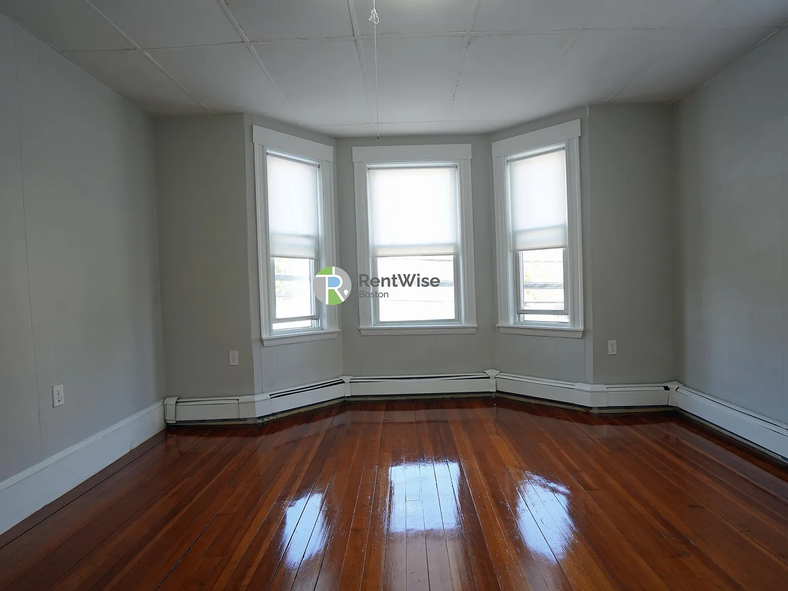 3 bed, 1.0 bath, $2,775 — Photo 4