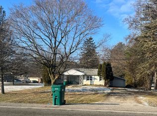 325 N Elms Rd, Flushing, MI 48433