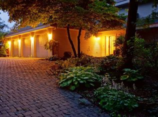 7734 Bittersweet Ct, Middleton, WI 53562