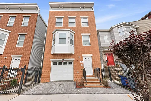 284 Broad St #1 Photo 1