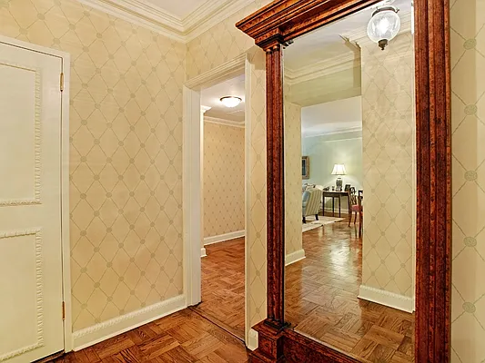 Sold by Sotheby's International Realty | media 6