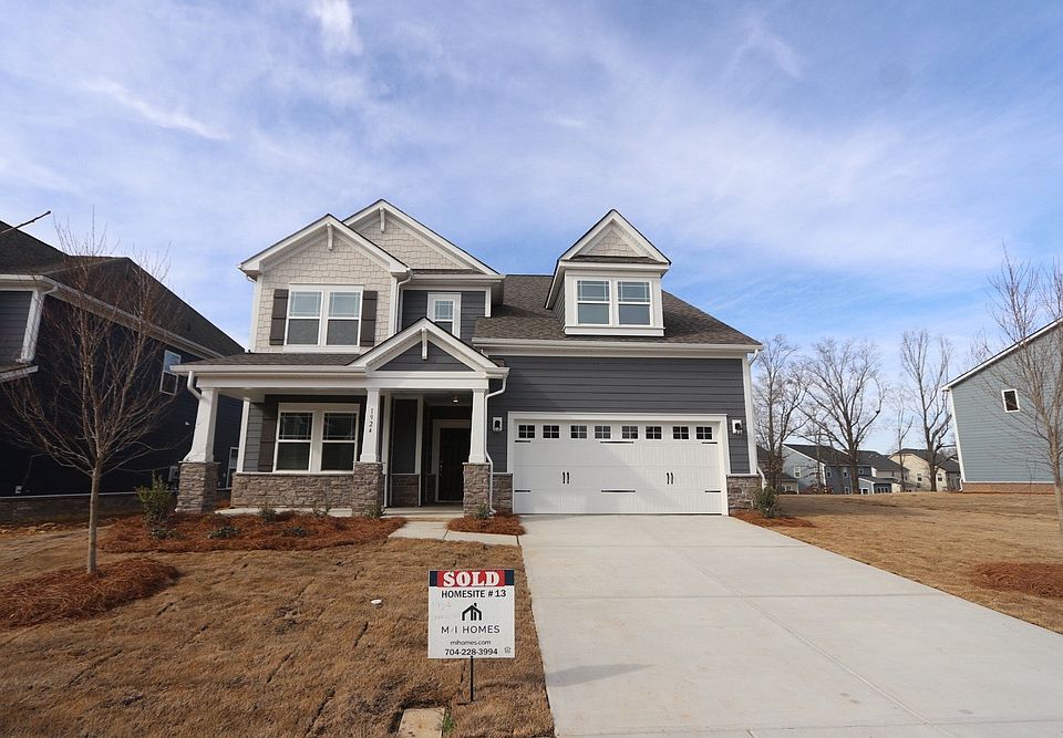 1st image of 1924 Carrollton Dr