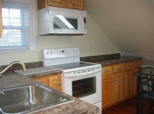 6 County St #3, Newport, RI 02840