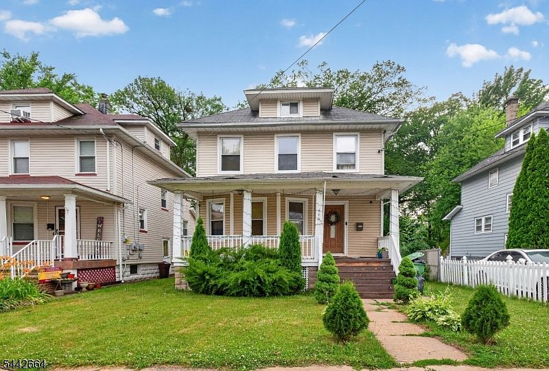 1st image of 416 Pine St