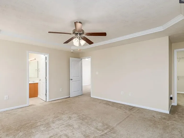 781 Hogart St — Photo 10