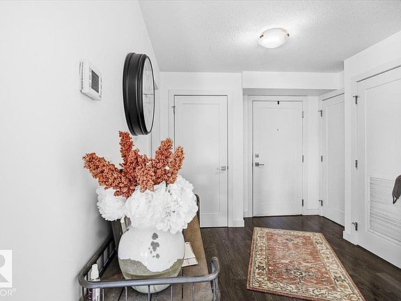 5th image of 5029 Edgemont Blvd NW #211