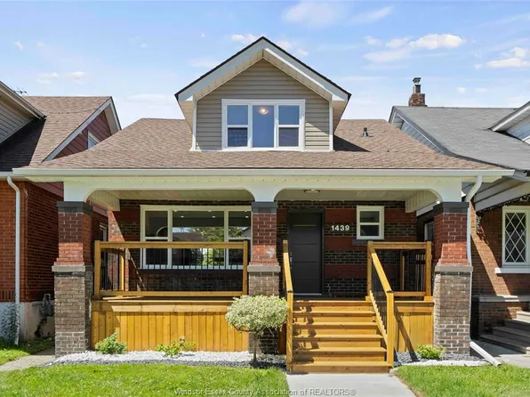 1439 Benjamin Ave #2, Windsor, ON N8X 4N2