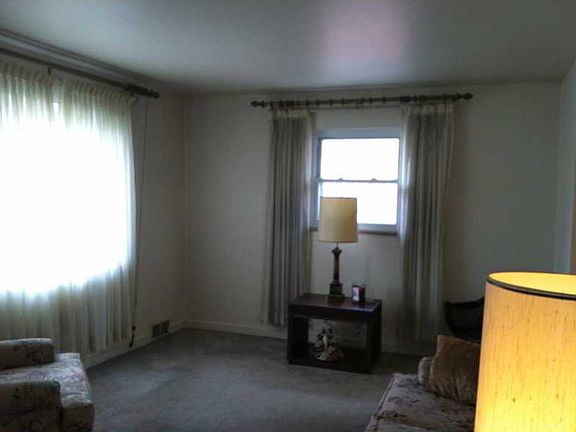 2nd image of 99 Pennsylvania Blvd