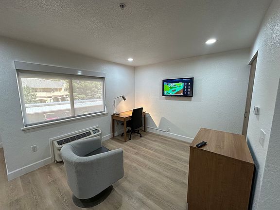 2nd image of 2801 N Kentucky Ave #239