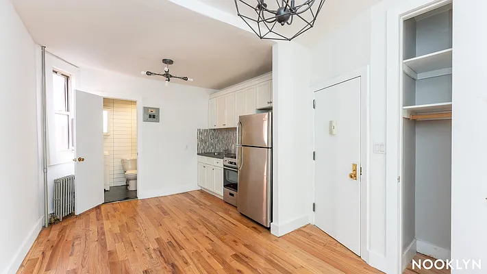 Rented by Nooklyn NYC LLC | media 2
