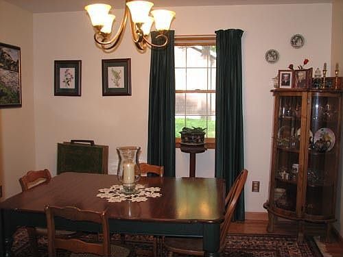 2nd image of 81 Academy St