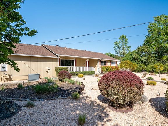 3rd image of 6285 Melita Road