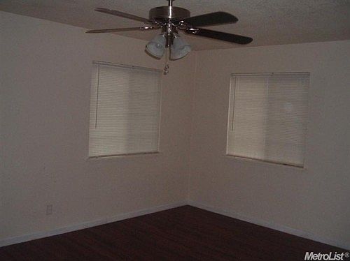 4th image of 506 S Laurel St