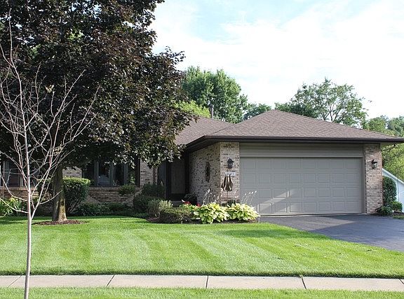 2nd image of 6633 Timberline Ln #0